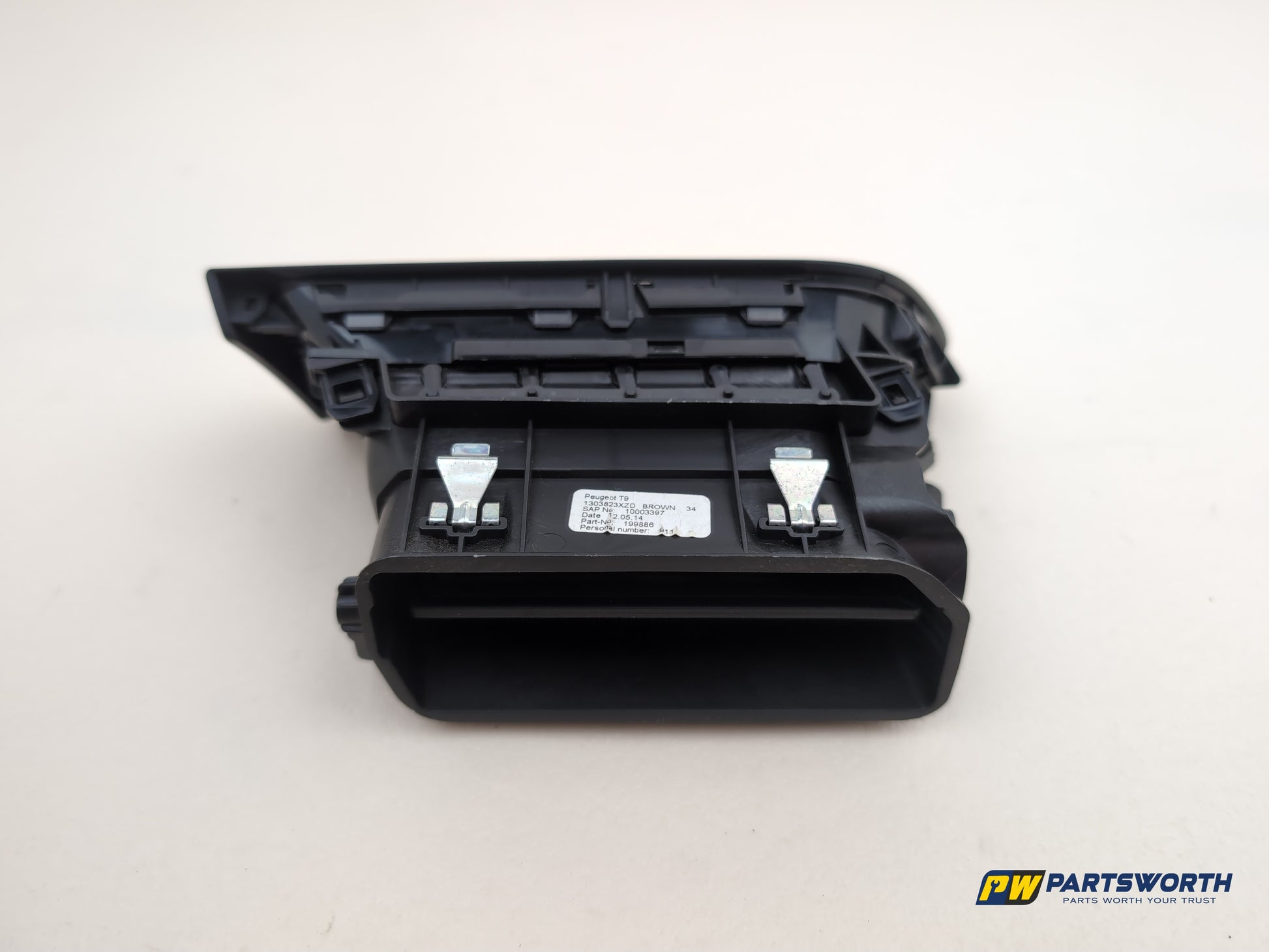 Peugeot 308 Allure Blue Hdi Front Passenger Dashboard Air Vent 96778766 - photo 6