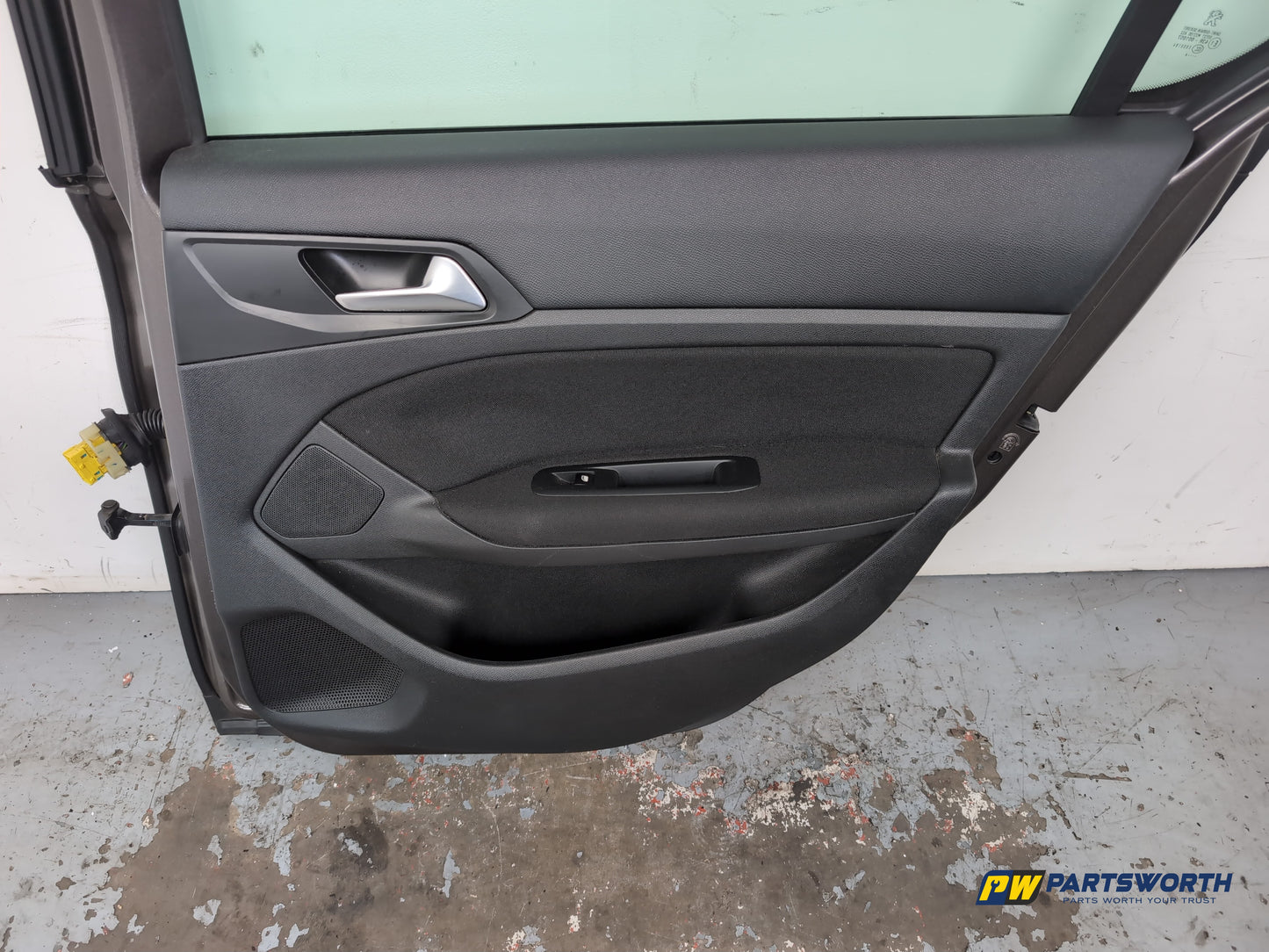Door Rear RH 6