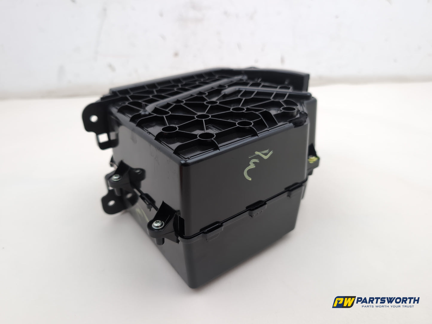 Centre Console Storage Tray 6