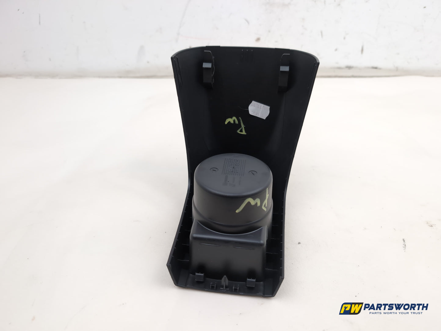 Vauxhall Corsa Se Rear Centre Console Cup Holder 460029937 2006-2014 - photo 6