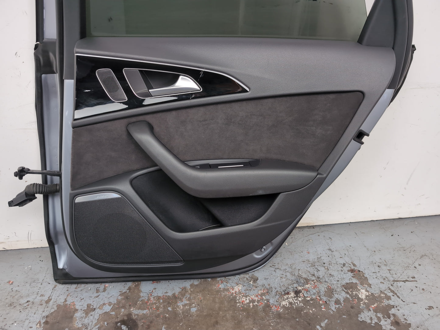 Audi A6 S Line Black Ed Tdi Saloon Doore Rear Rh Driver Side Grey Lx7p 2011-2018 - photo 2
