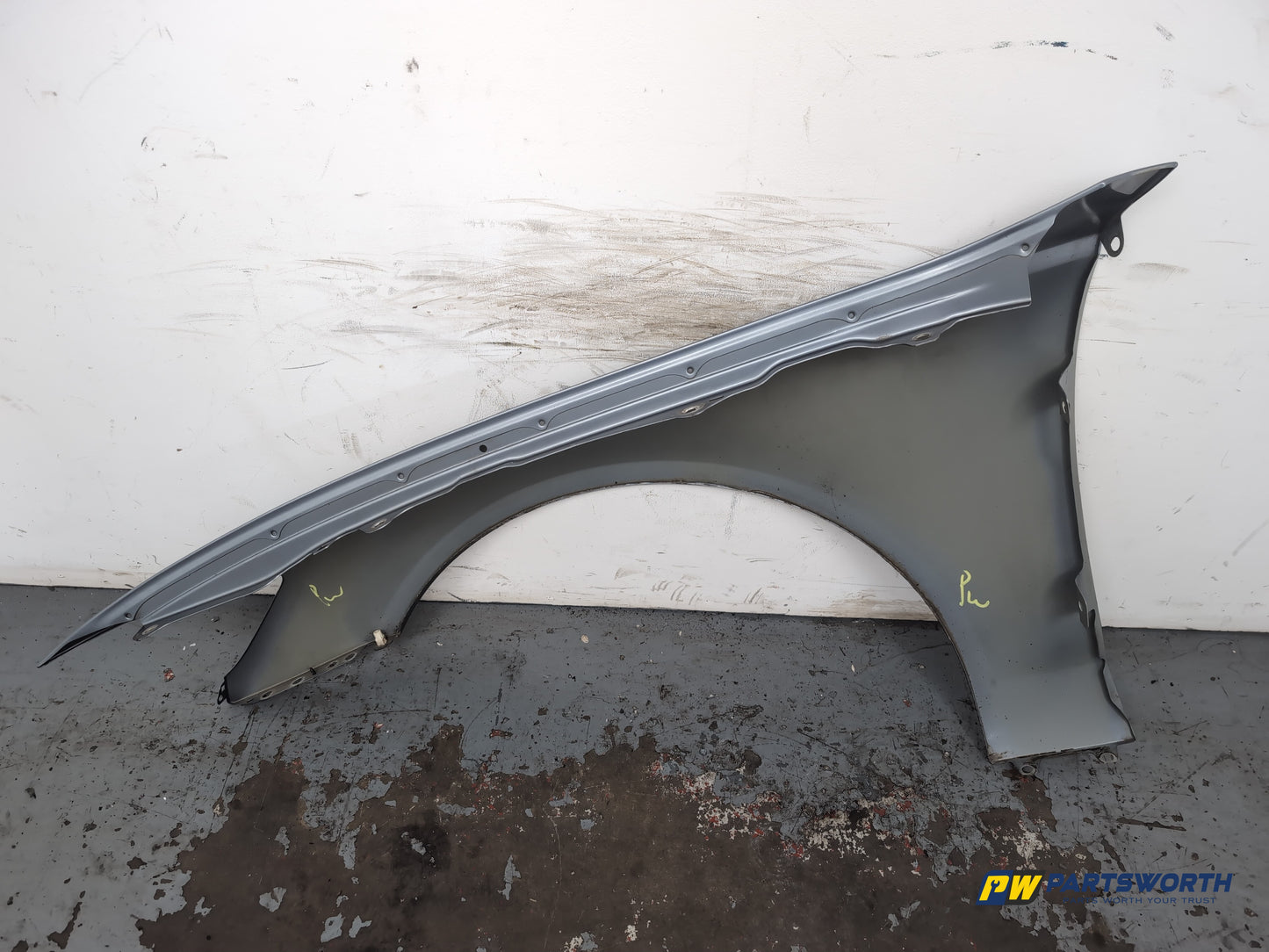 Wing Front RH 6