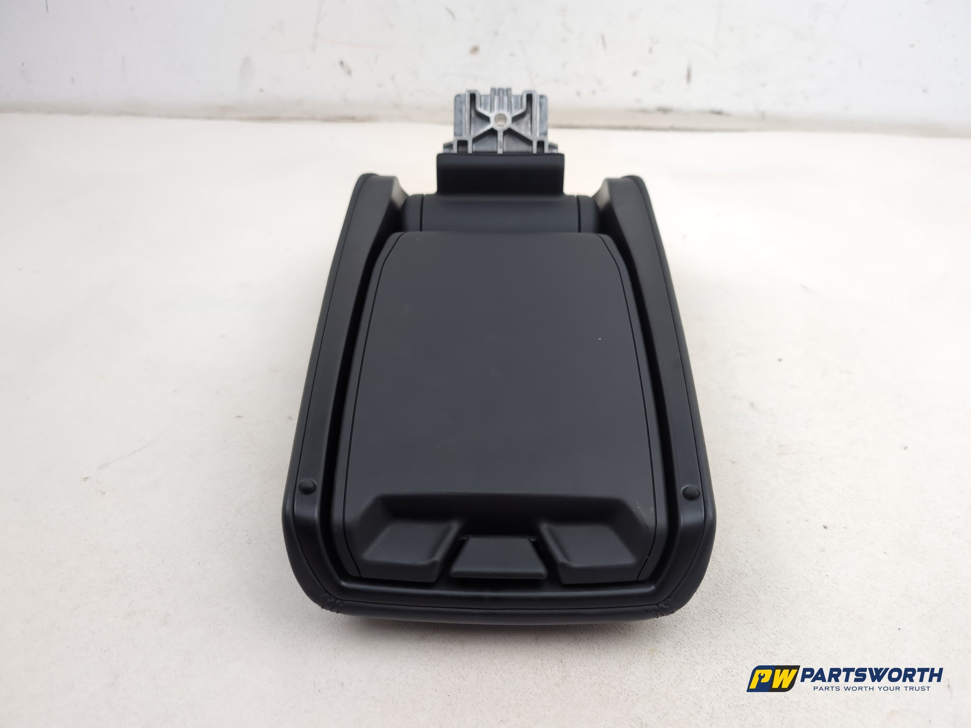 Centre Console Armrest 6