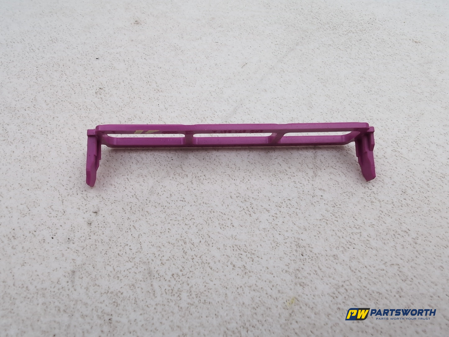 Audi A6 Se Tdi Quattro Auto Fuse Box Holder Mount Bracket 8k0971981a - photo 6