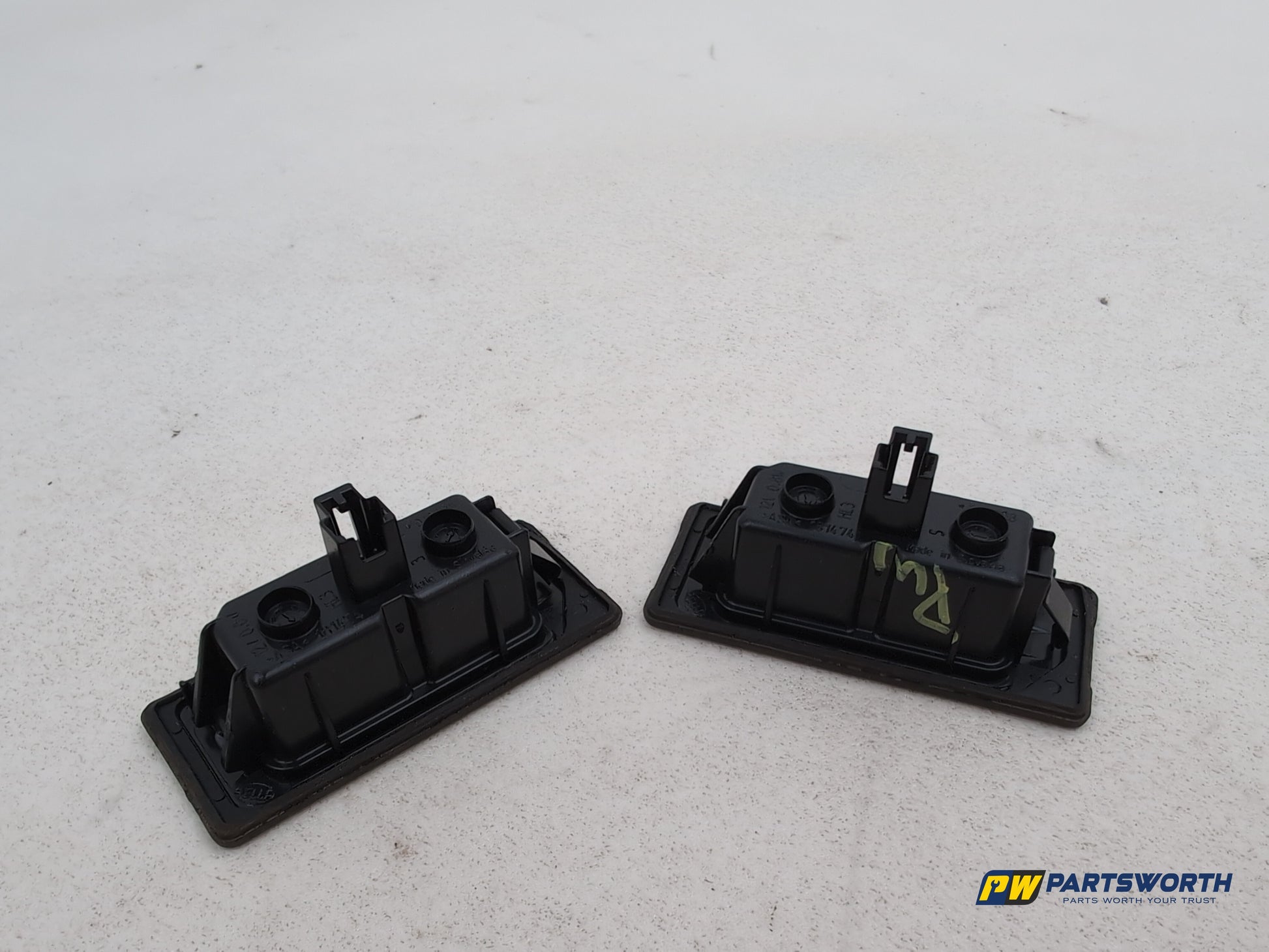 Audi A6 S Line Black Ed Rear Boot Tailgate Number Pate Light Lamp Pair 4c0943021 - photo 6