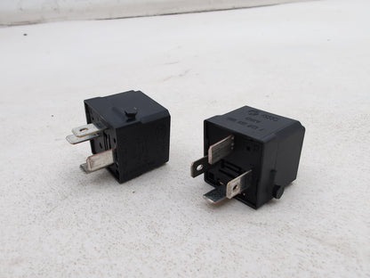 Audi Skoda Seat Vw Multi Use Relay 4 Pin 645 Set Of 2 4h0951253a - photo 6