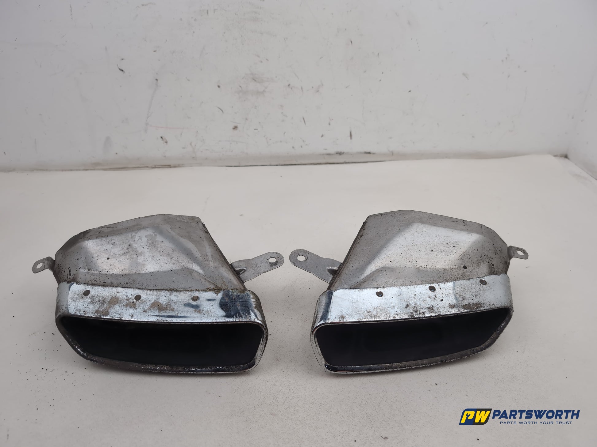 Audi A6 S Line Rear Exhaust Tips Left And Right Pair 4g0253825p 2014-2018 - photo 6