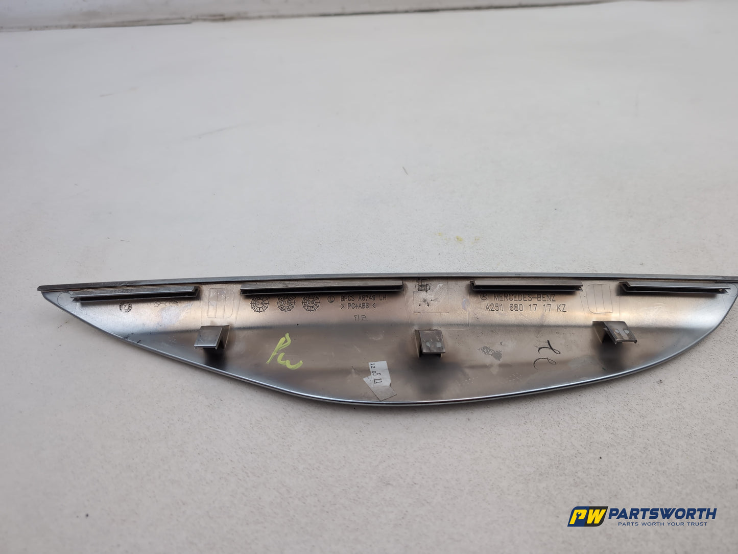 Mercedes R320 R-Class W251 Centre Console Trim Panel A2516801717 2006-2013 - photo 6