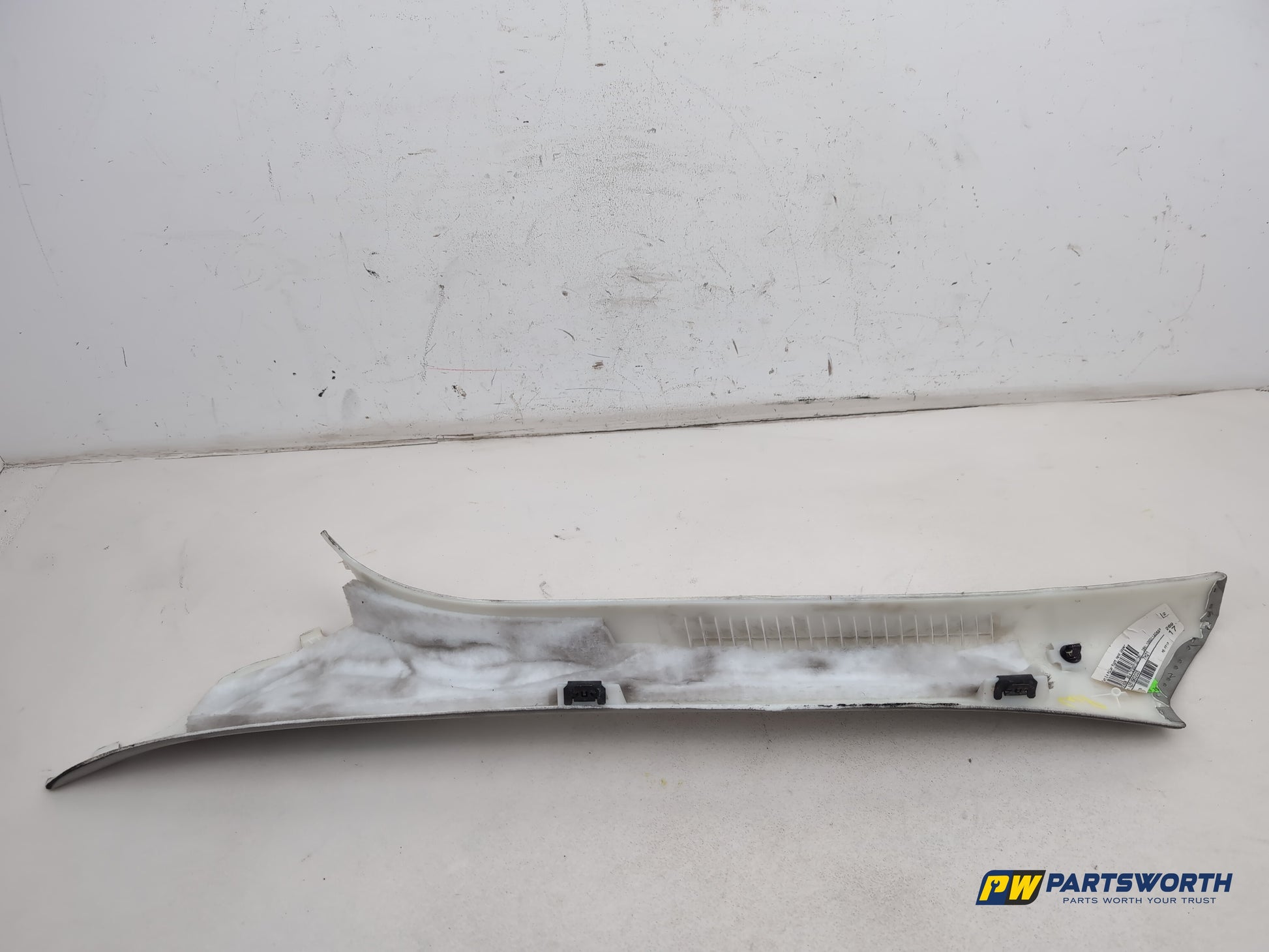 Mercedes R320 R-Class W251 Passenger Side Lh A Pillar Trim A2516902025 2006-2013 - photo 6