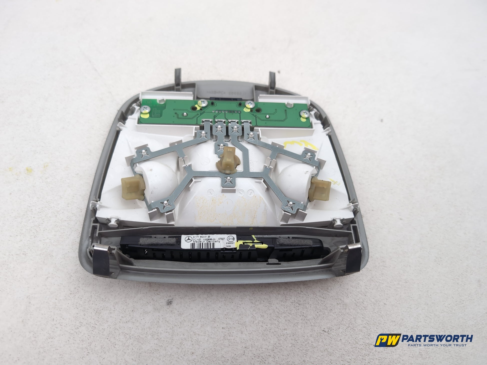 Mercedes R320 R-Class W251 Interior Reading Light A1715420123 2006-2013 - photo 6