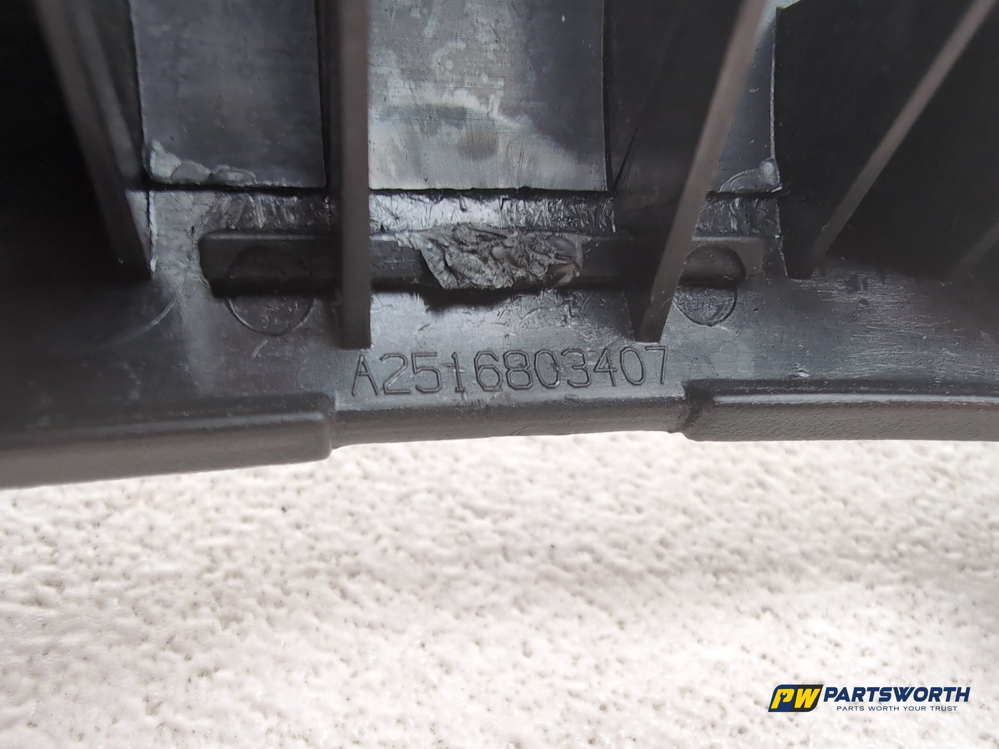 Mercedes R320 R-Class W251 Centre Console Trim A2516803407 2006-2013 - photo 6