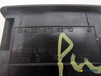 Mercedes R320 Sr-Class W251 Tailgate Open Switch A2518706310 2006-2013 - photo 6