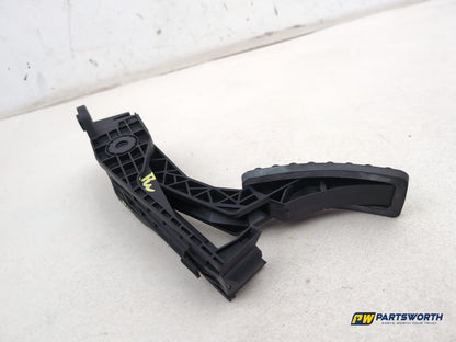 Mercedes R320 R-Class W251 Accelerator Pedal Throttle A1643000104 2006-2013 - photo 6