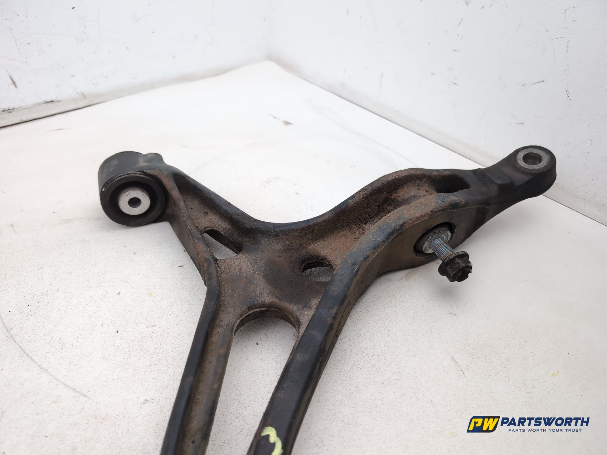Mercedes R320 R-Class Control Arm Wishbone Lower Front Right Side 2006-2013 - photo 6