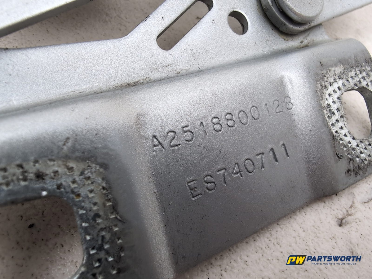 Bonnet Hinges 6