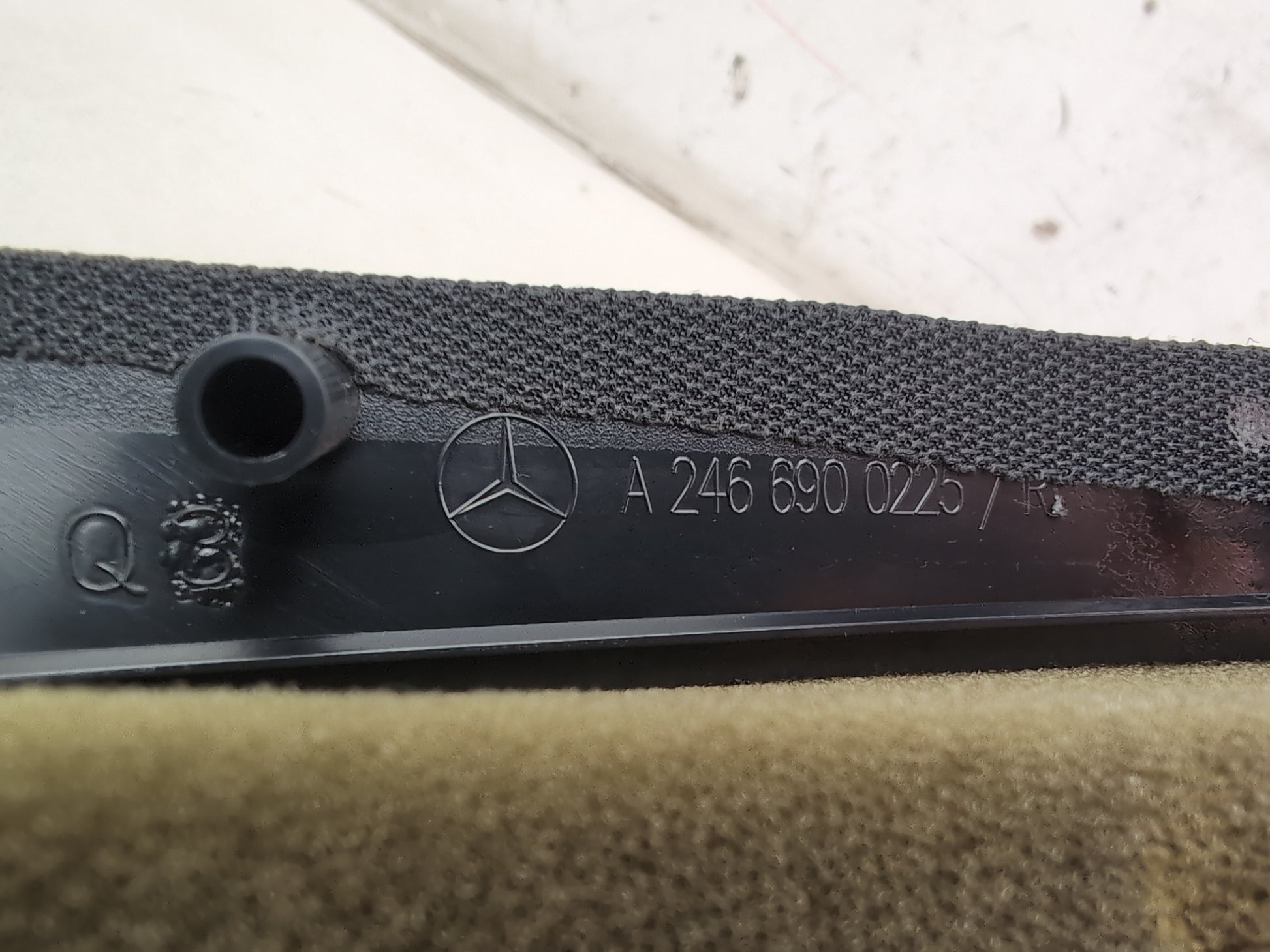 Mercedes-Benz B180 B-Class W246 Driver Side Rh A Pillar Trim A2466900225 - photo 6