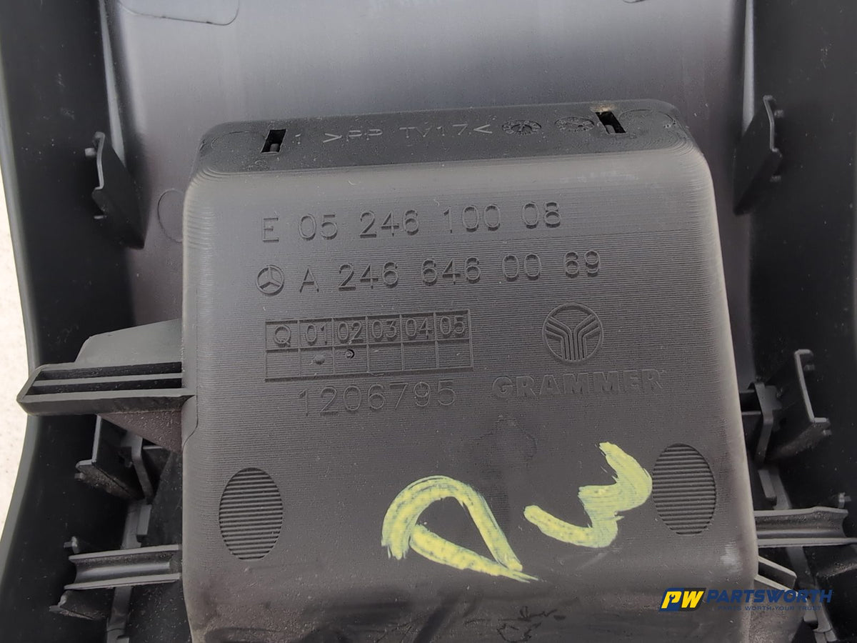 Centre Console Trim  6