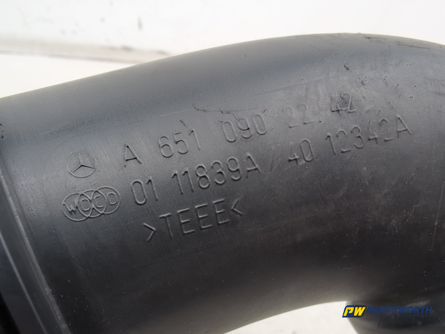 Mercedes-Benz B180 B-Class W246 Air Intake Hose Pipe A6510902242 2011-2018 - photo 6