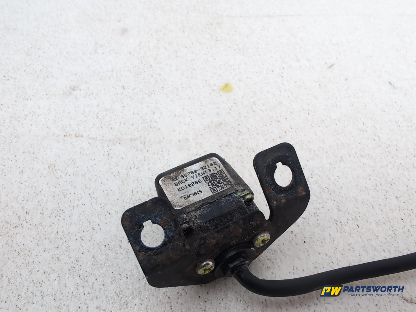 Hyundai I40 Style Blue Drive Crdi Rear Parking Camera 957603z102 2011-2019 - photo 4