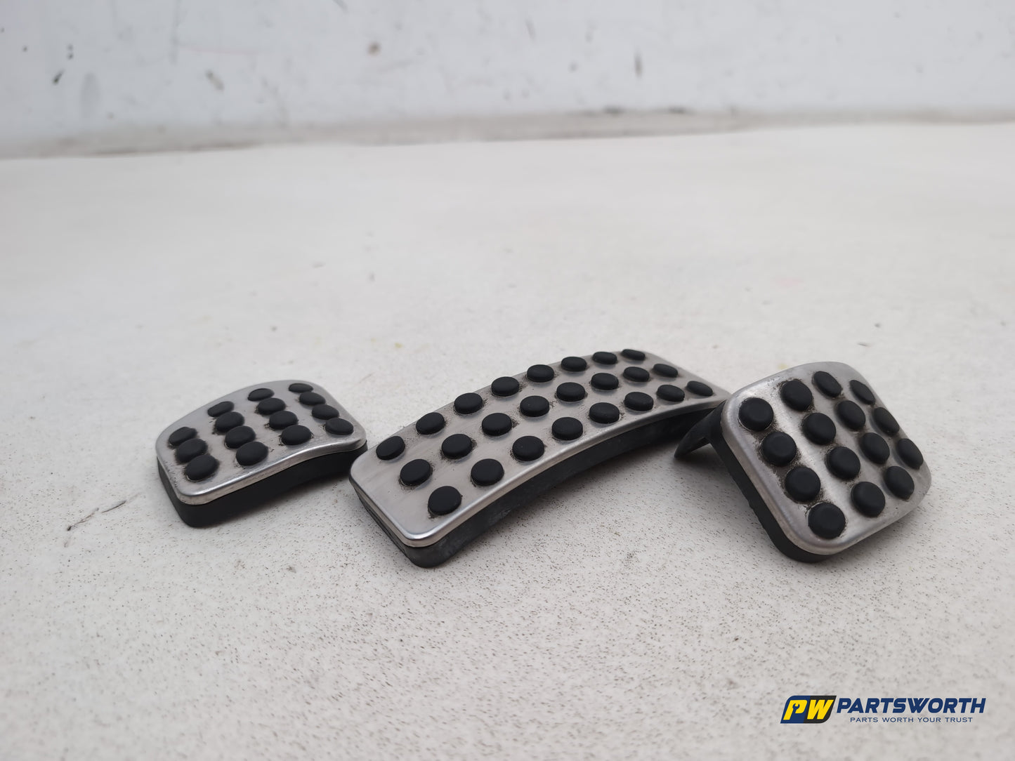 Mercedes-Benz B180 B-Class W246 Pedal Cover Set A1643000082 2011-2018 - photo 6