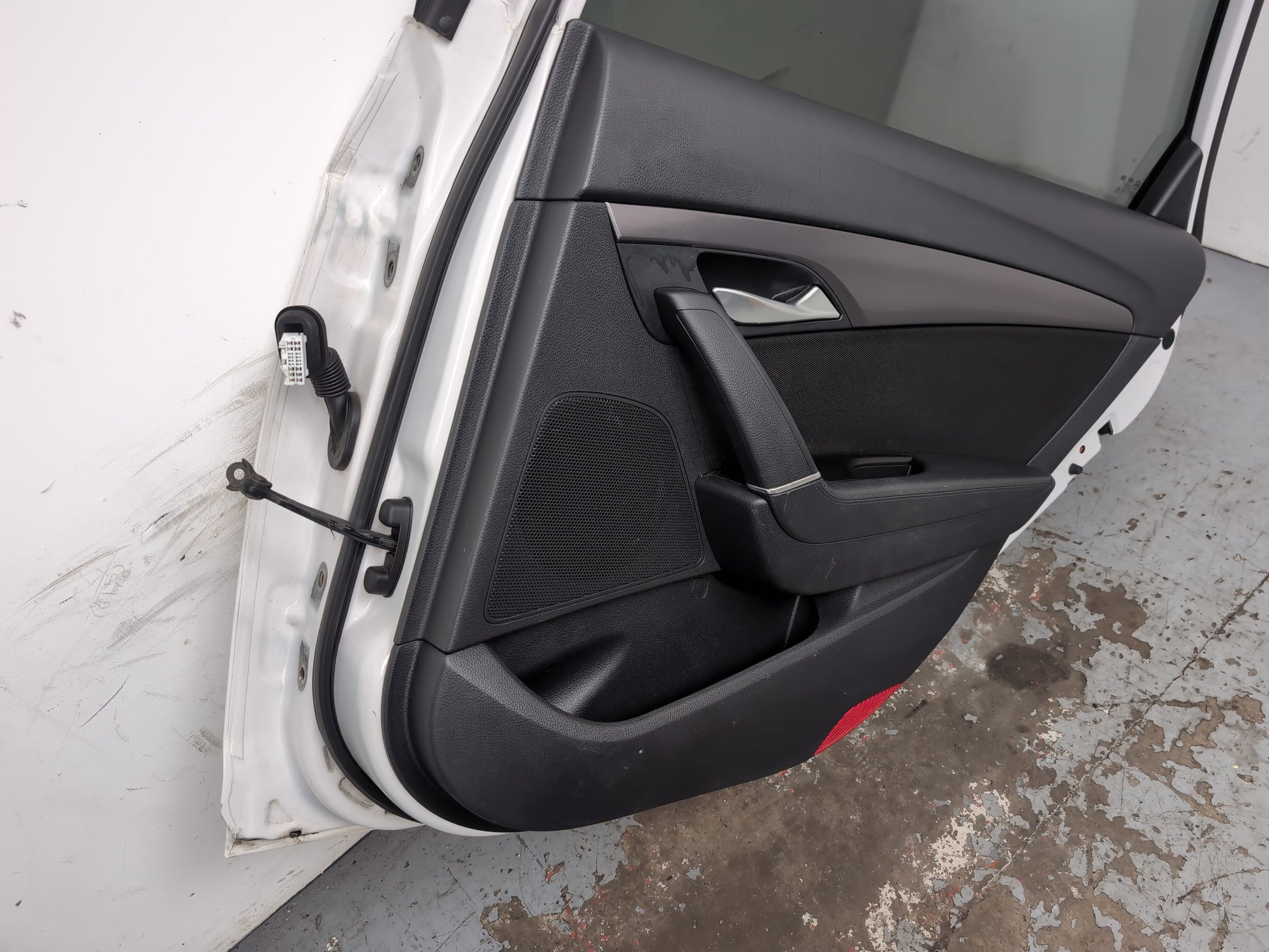 Door Rear RH 11