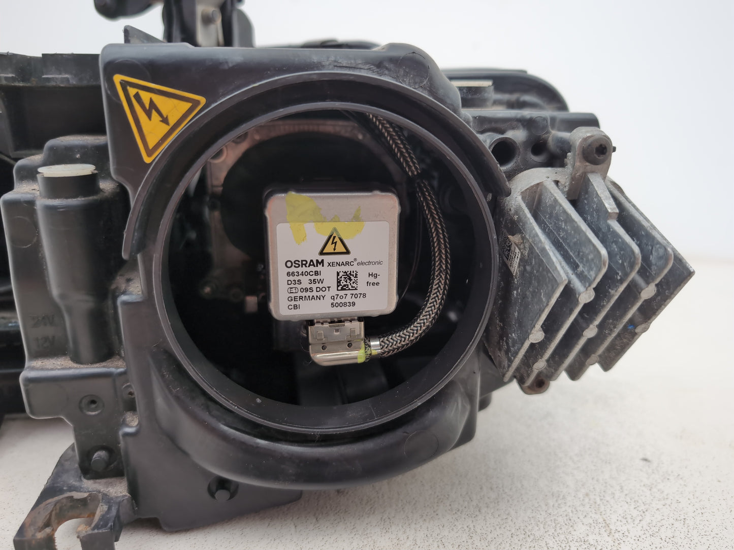 Headlamp RH 14