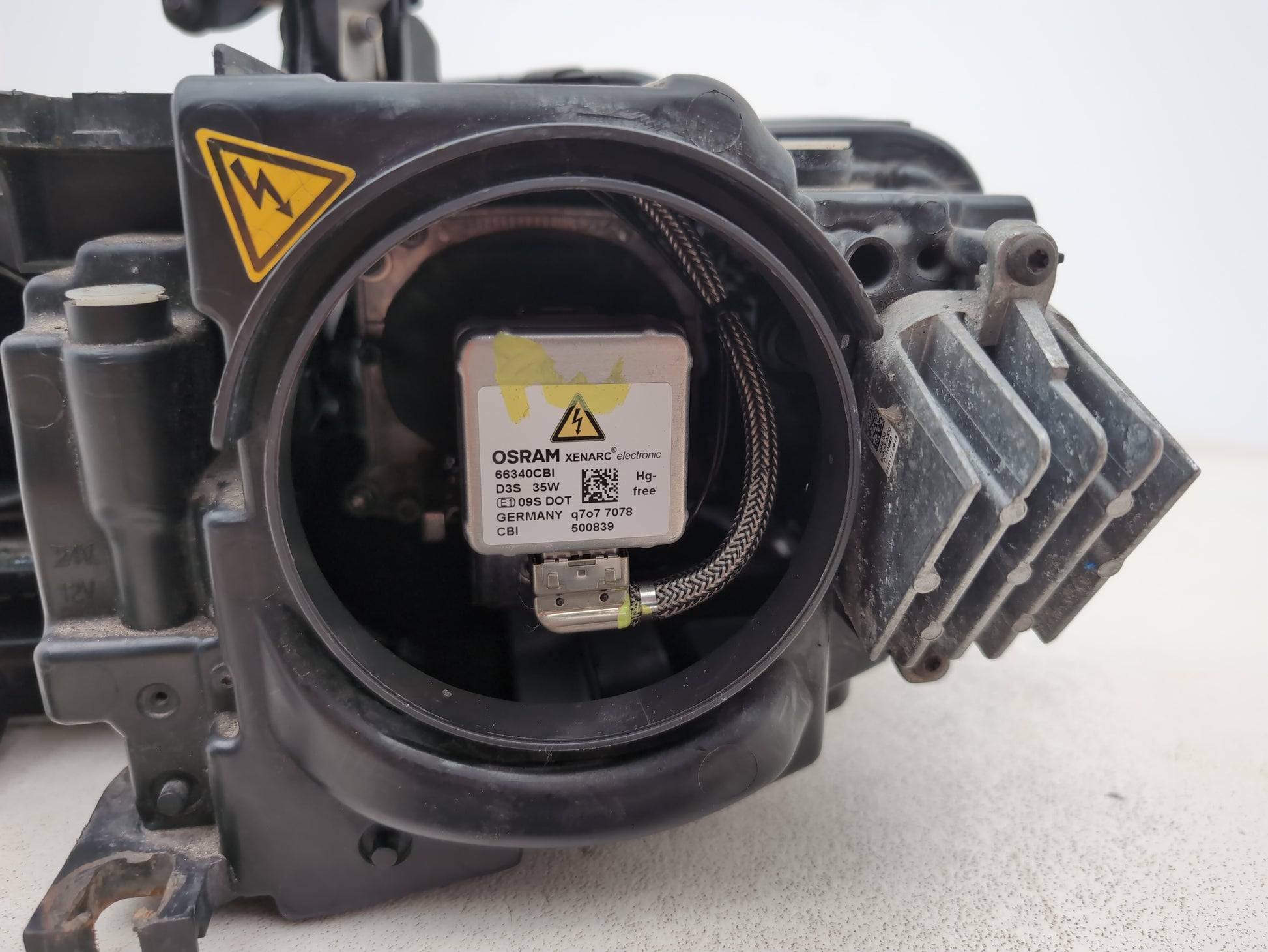 Headlamp RH 14