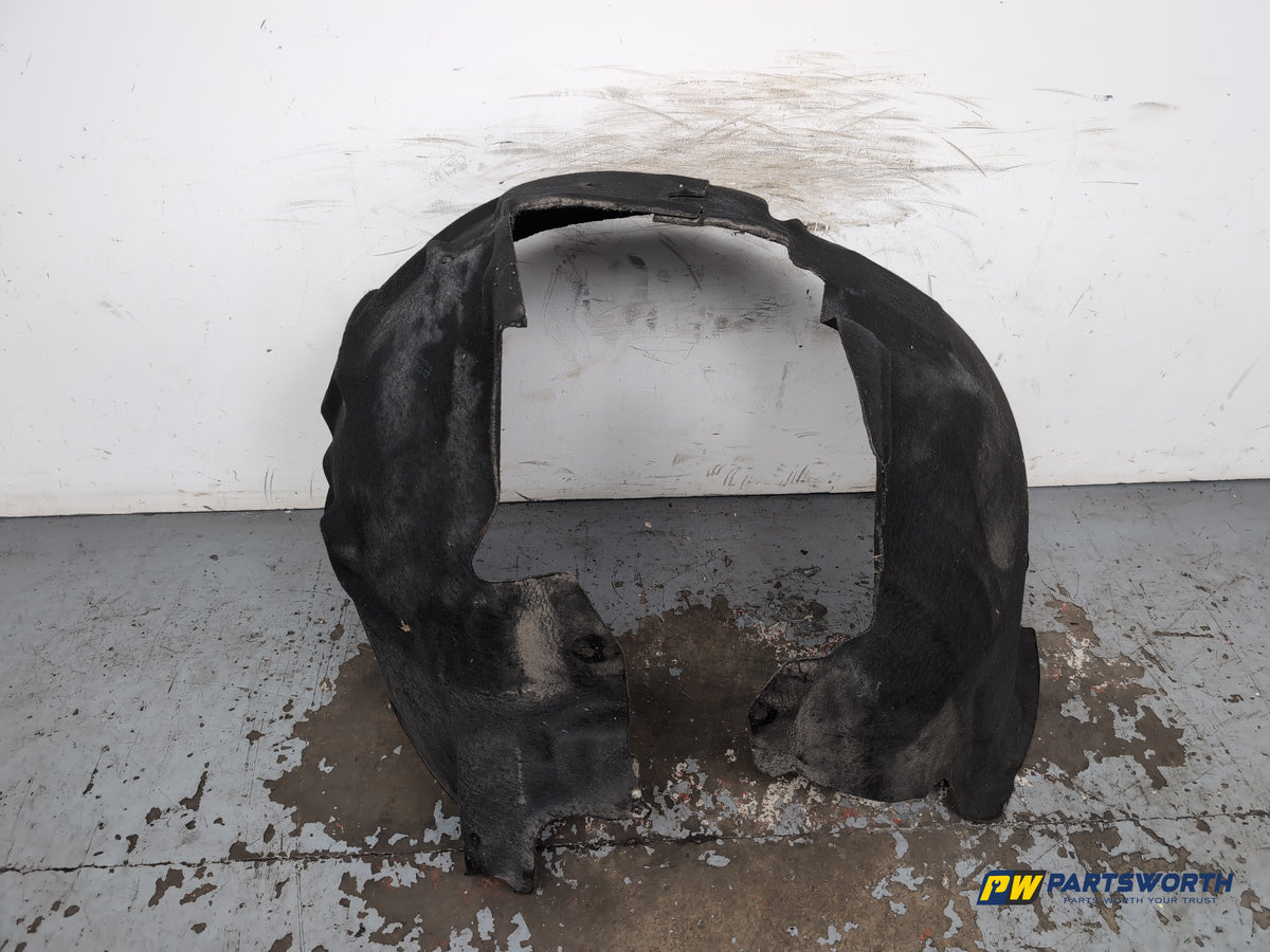 Moulding Wheel Arch Front RH 6