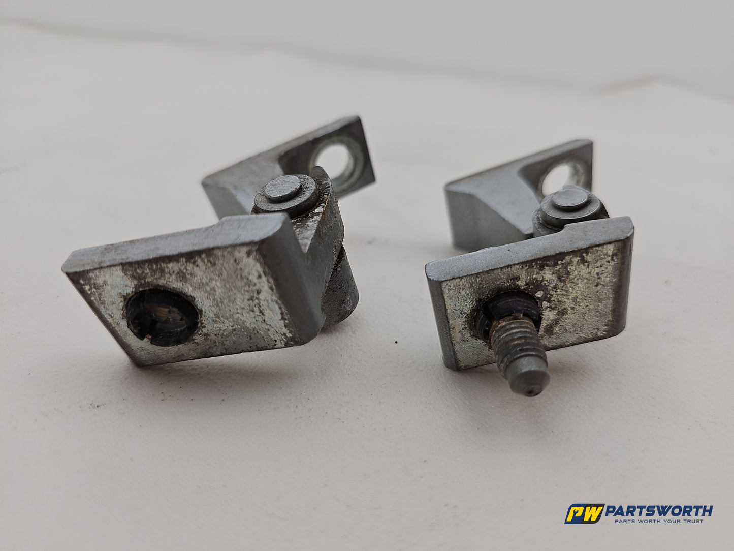 Audi A5 S Line Tdi Quattro Coupe Driver Side Rh Front Door Hinge Pair 8k0831402a - photo 6