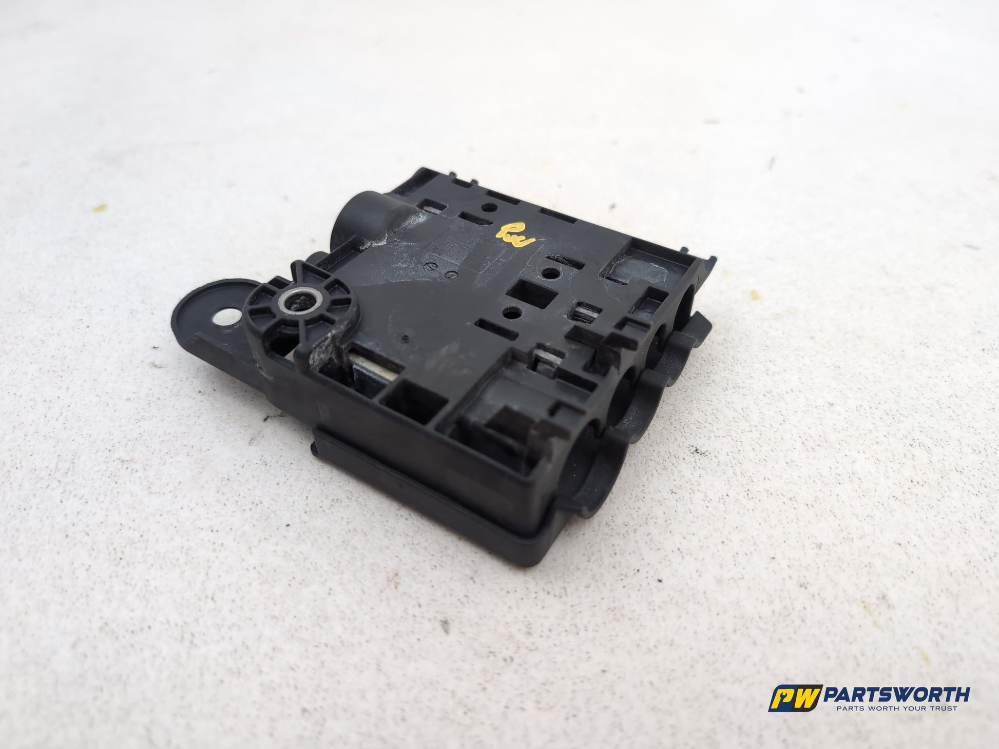 Audi A5 S Line Tdi 3.0l Diesel Positive Battery Distribution Terminal 8k0937517b - photo 6