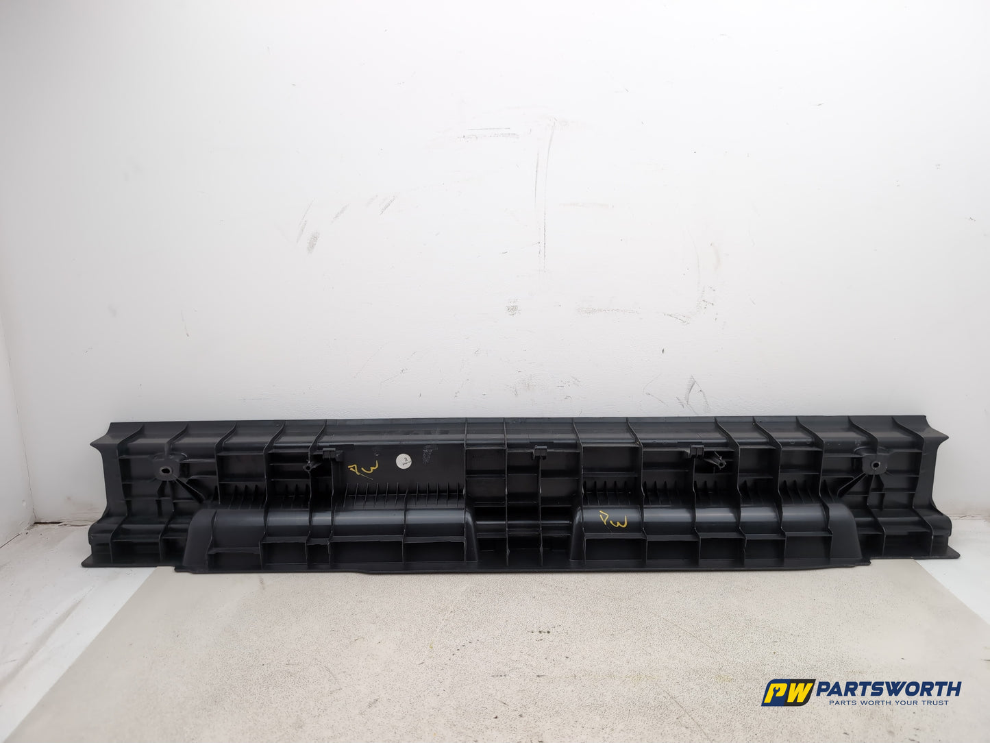 Mercedes-Benz B180 B-Class W246 Rear Boot Floor Inner Sill Panel A2466900014 - photo 6