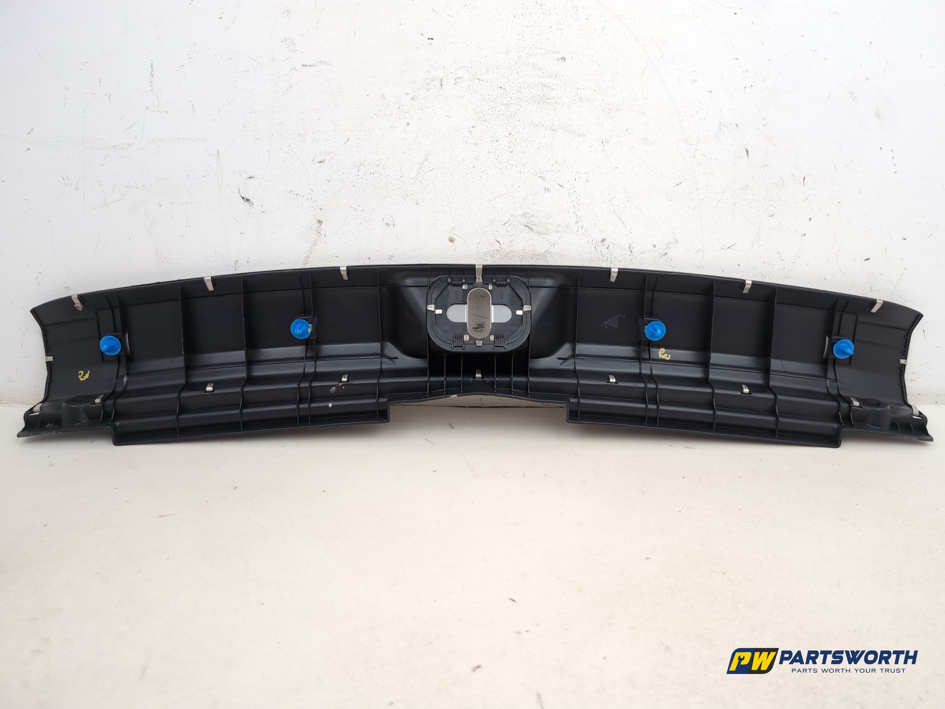 Hyundai I40 Style Blue Drive Boot Trim Bottom Lid Cover Panel 857703z000 - photo 6