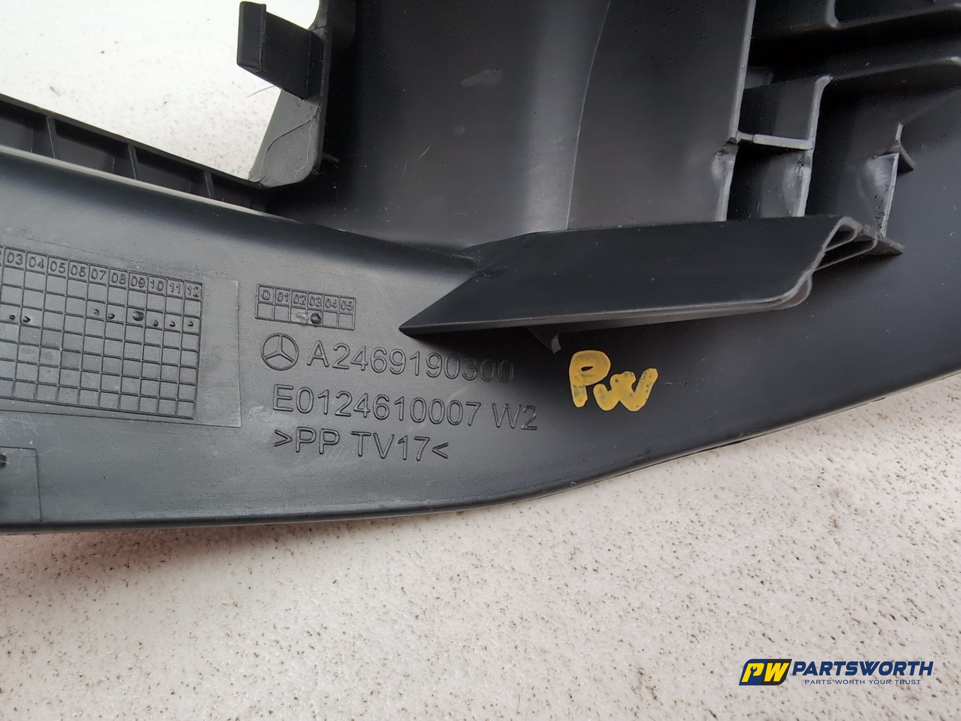 Mercedes-Benz B180 B-Class W246 Passenger Front Seat Cover Trim A2469190300 - photo 6