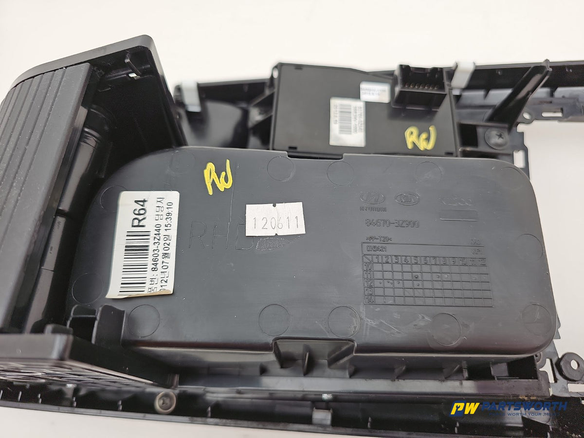 Centre Console Storage Tray 3