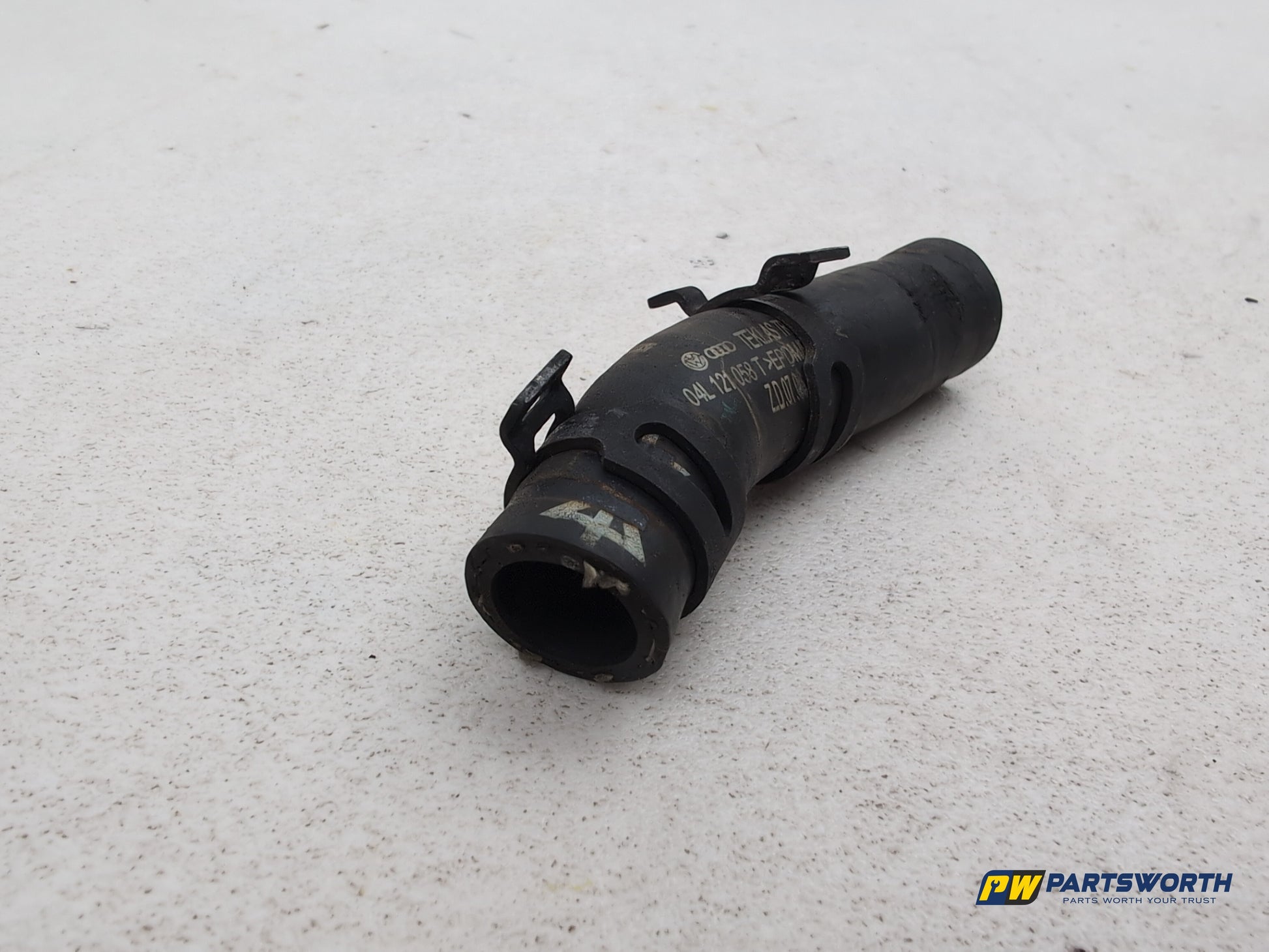 Audi A6 S Line Black Ed 2.0l Diesel Coolant Hose Pipe Line 04l121058t 2011-2018 - photo 6