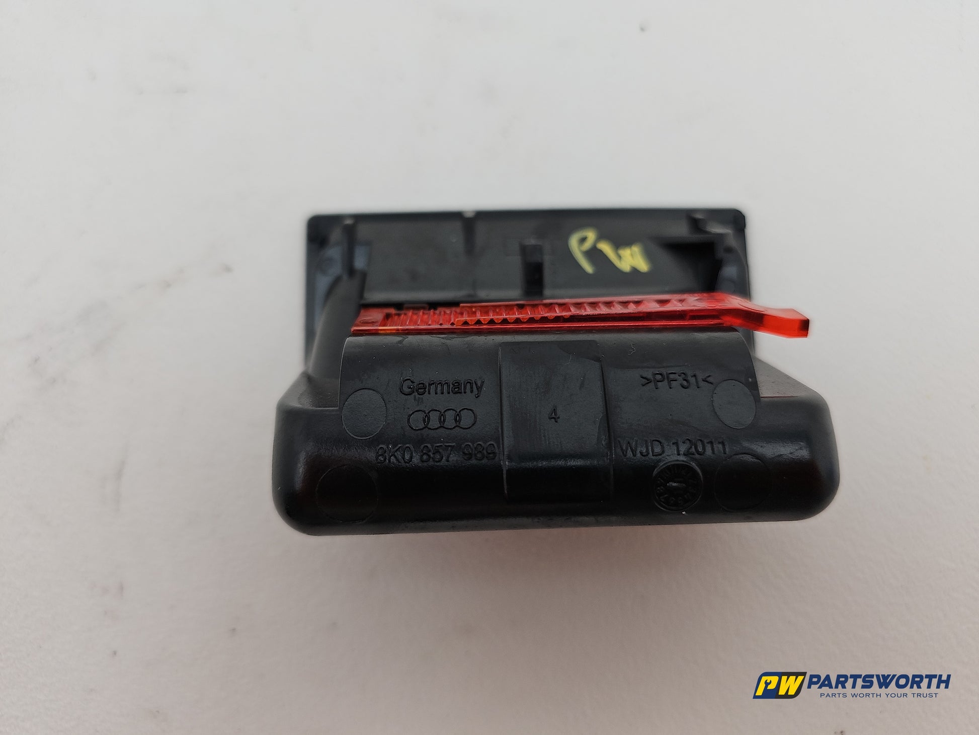 Audi A5 S Line Tdi Quattro Centre Console Ashtray Insert 8k0857989 2007-2016 - photo 6