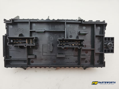 Mercedes-Benz B180 B-Class W246 1.8l Diesel Fuse Relay Box A2469060093 2011-2018 - photo 6