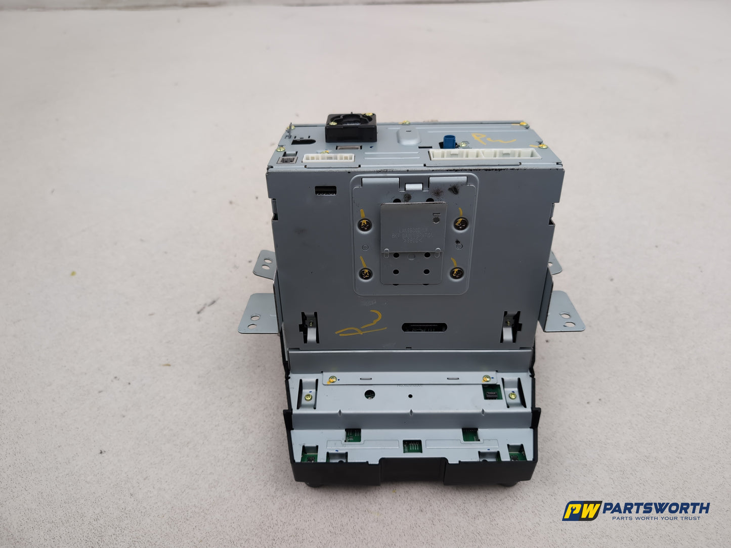 Radio With Display  6