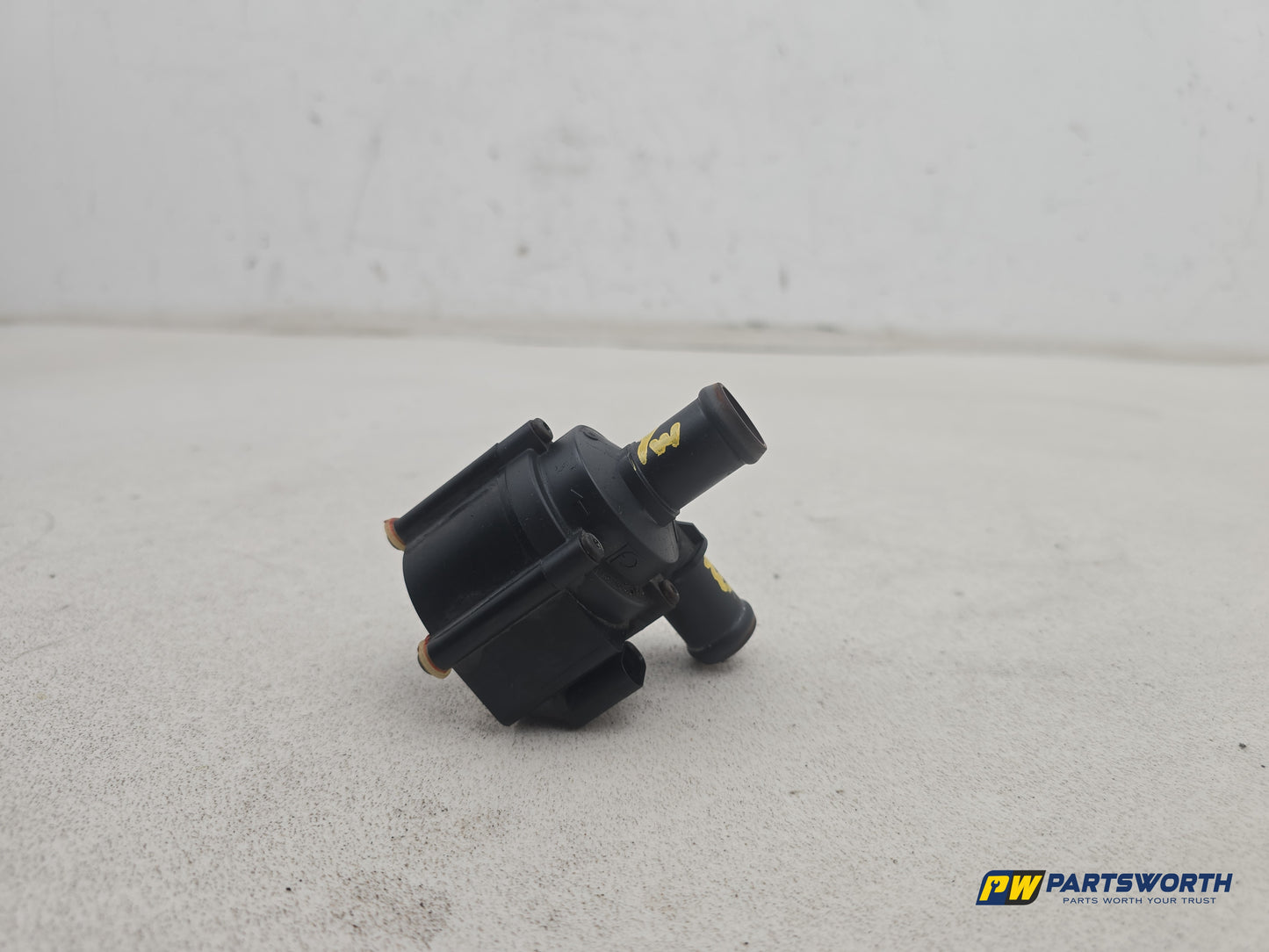 Audi A5 S Line Tdi Quattro Auxiliary Water Coolant Pump 06h121601k 2007-2016 - photo 6