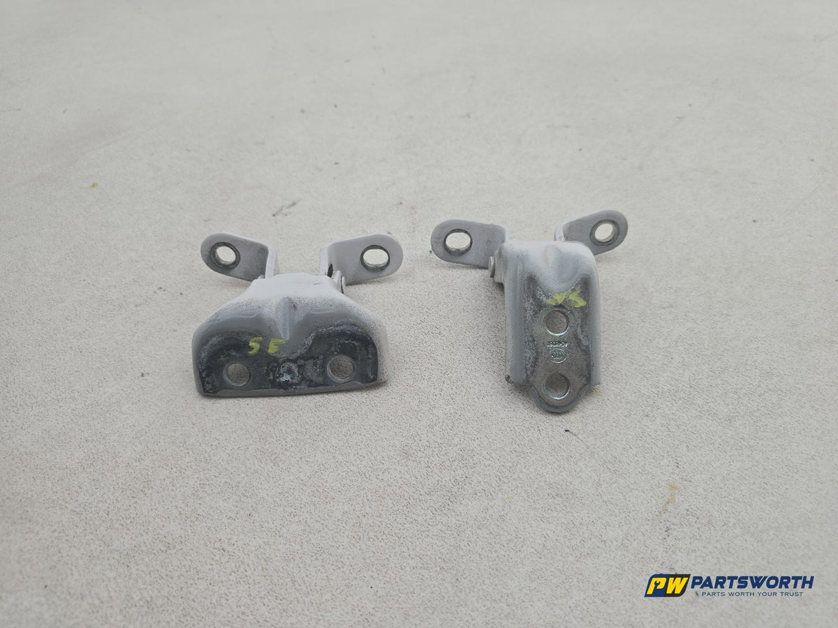 LH Front Door Hinge Pair  6