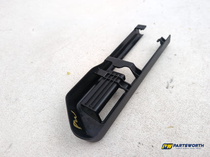 Bmw 5 Series 520d Se Auto F10 Front Seat Rail Trim Rear Left 6981781 2010-2017 - photo 6