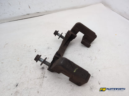 Bmw 5 Series 520d Se Auto F10 Brake Caliper Support Front Rh Driver 2010-2017 - photo 6