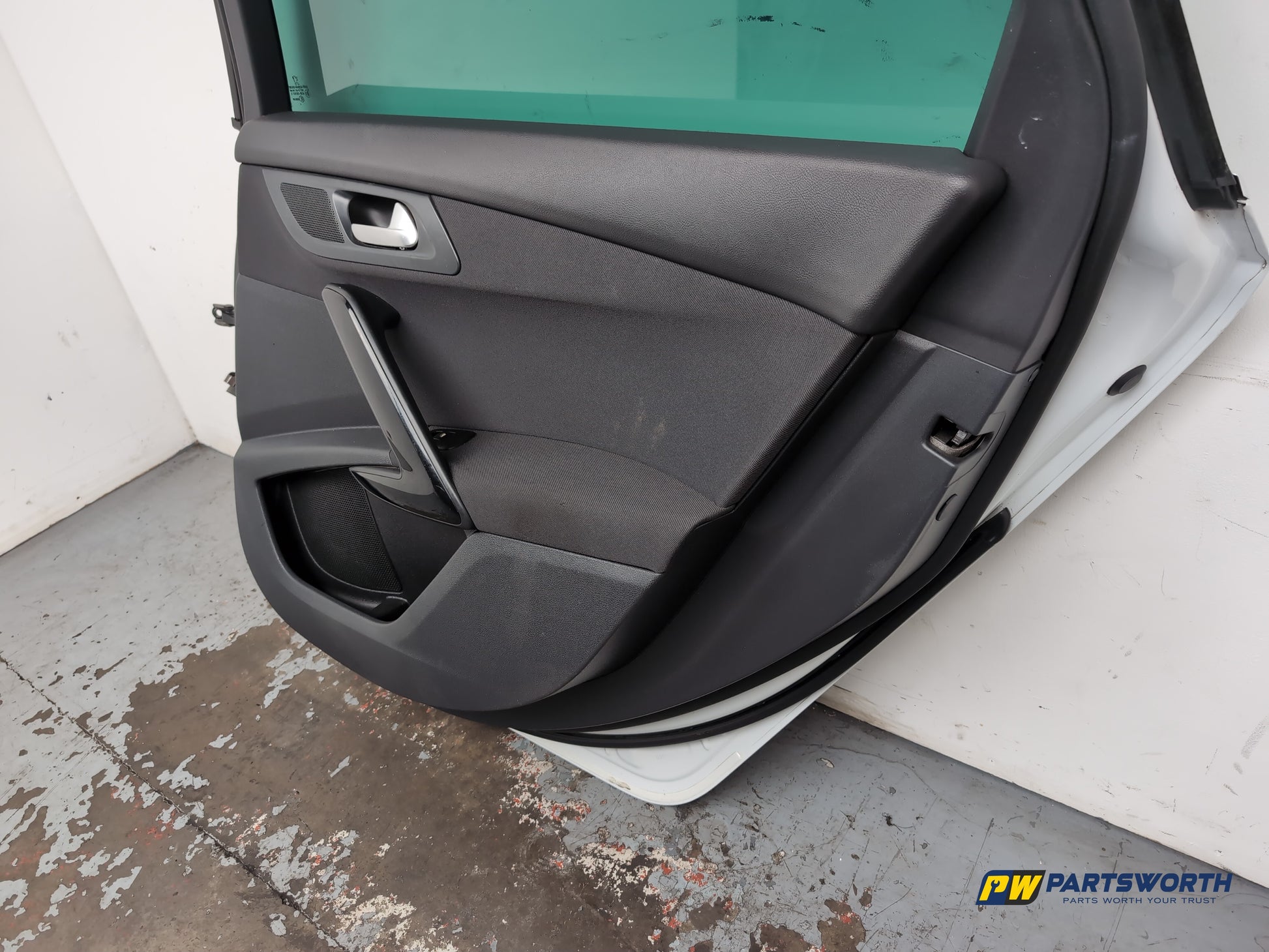 Door Rear RH 12