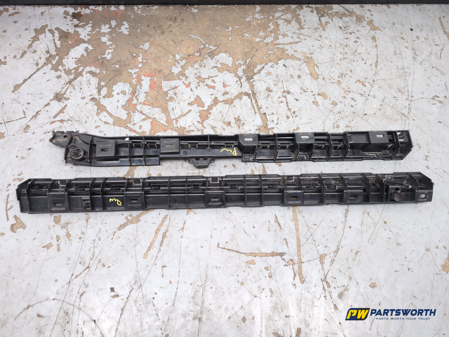 Side Skirt LH 6