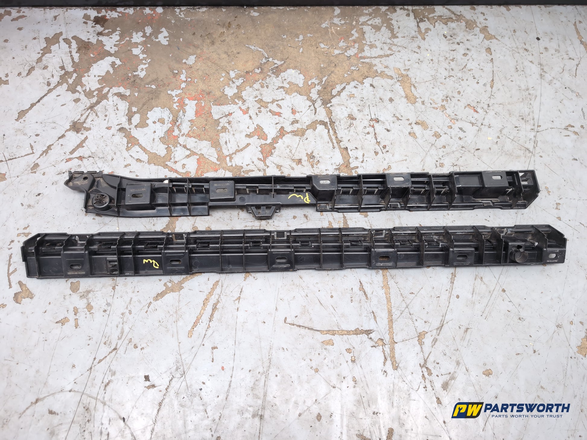 Side Skirt LH 6