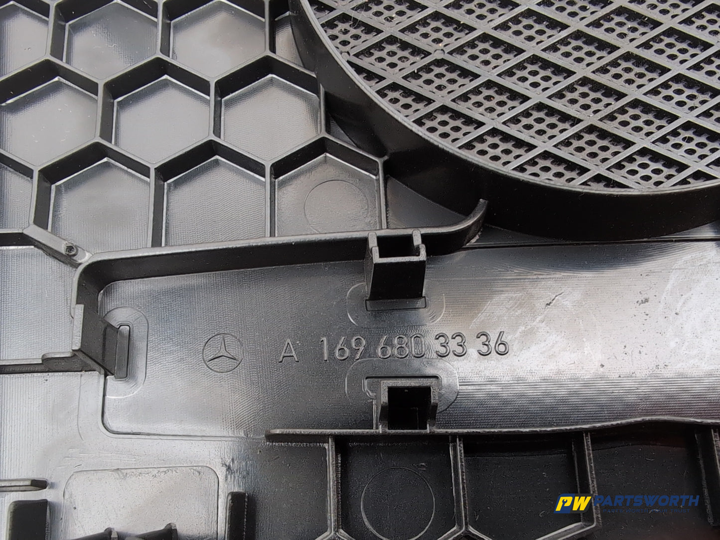 Mercedes-Benz B160 B-Class W245 Dashboard Speaker Trim Grille A1696803336 - photo 6