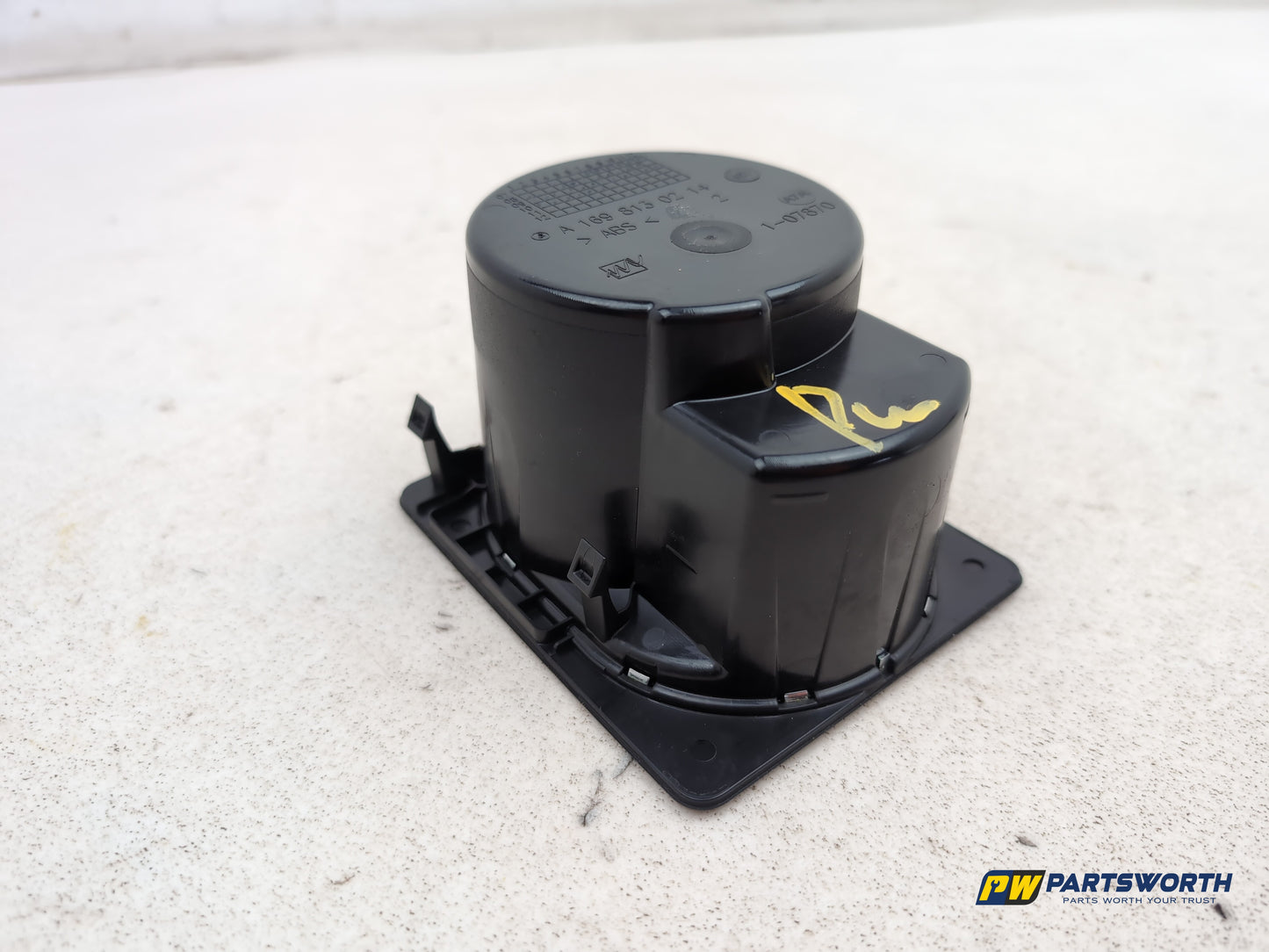 Centre Console Cup Holder 6