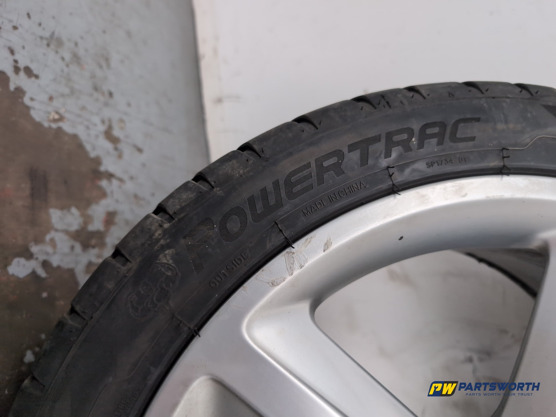 Wheel Road Alloy 6