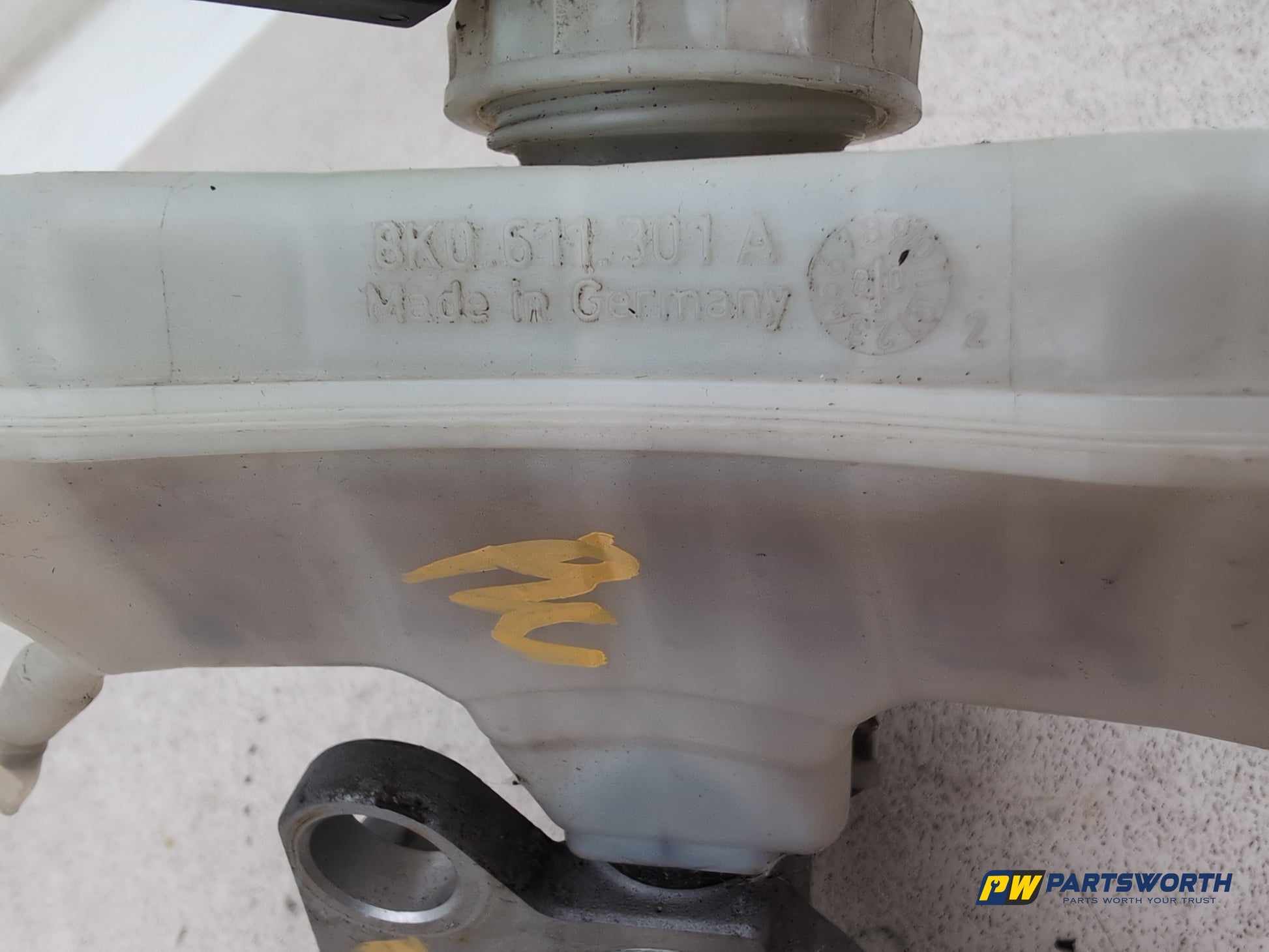 Brake Master Cylinder Assembly 6