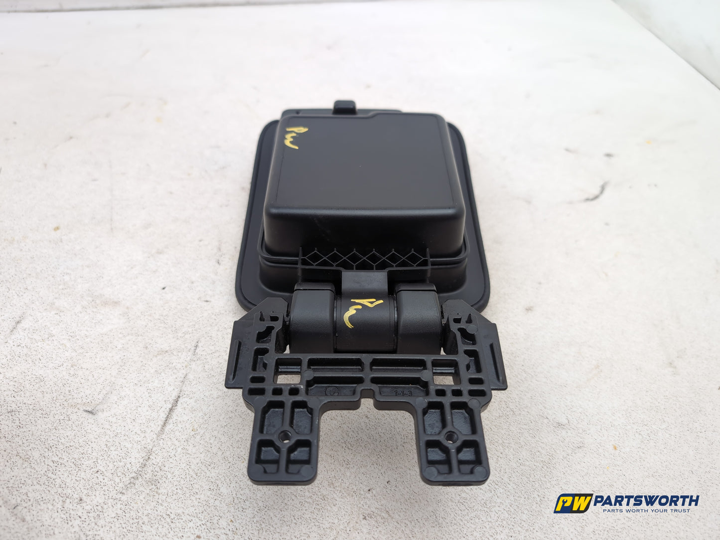 Centre Console Armrest 5